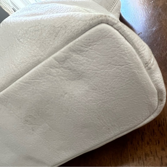 Michael Kors Handbag - Picture 12 of 16